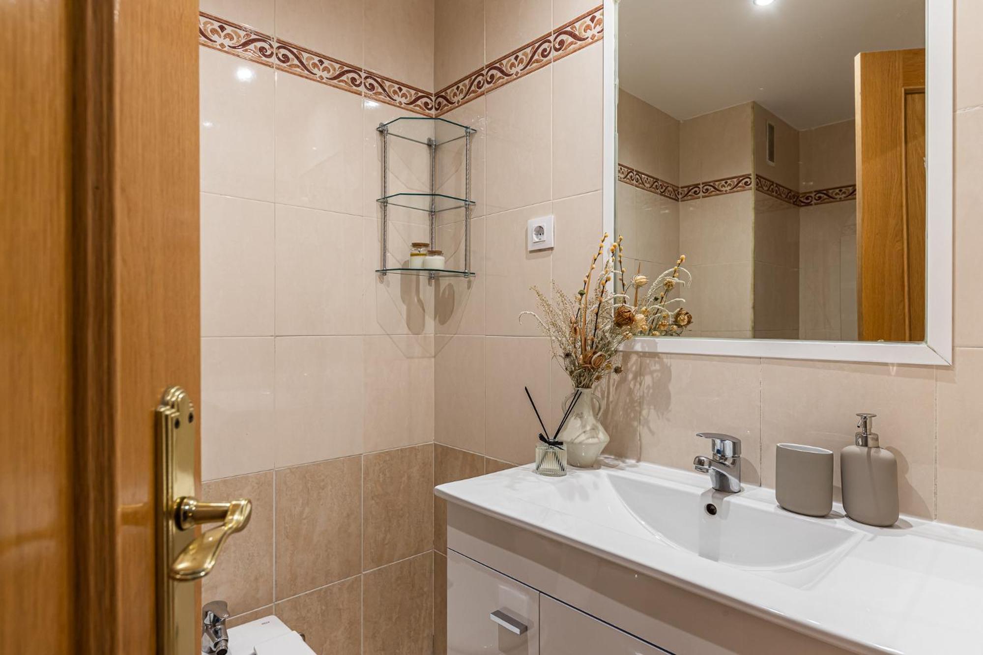 Waou Gran Via Apartment IV - Corta Duracion Мадрид Екстериор снимка